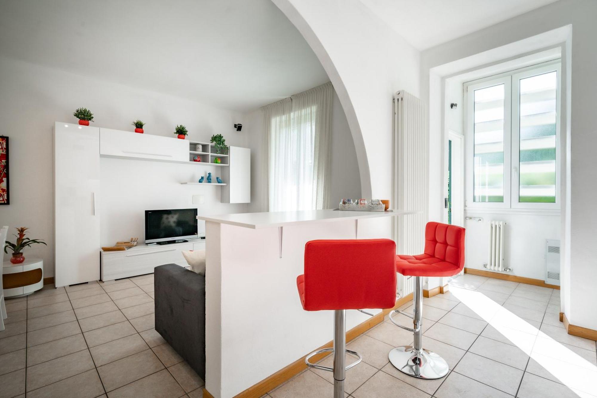 Dolce Teresa Apartment Мандельо дел Ларио Екстериор снимка