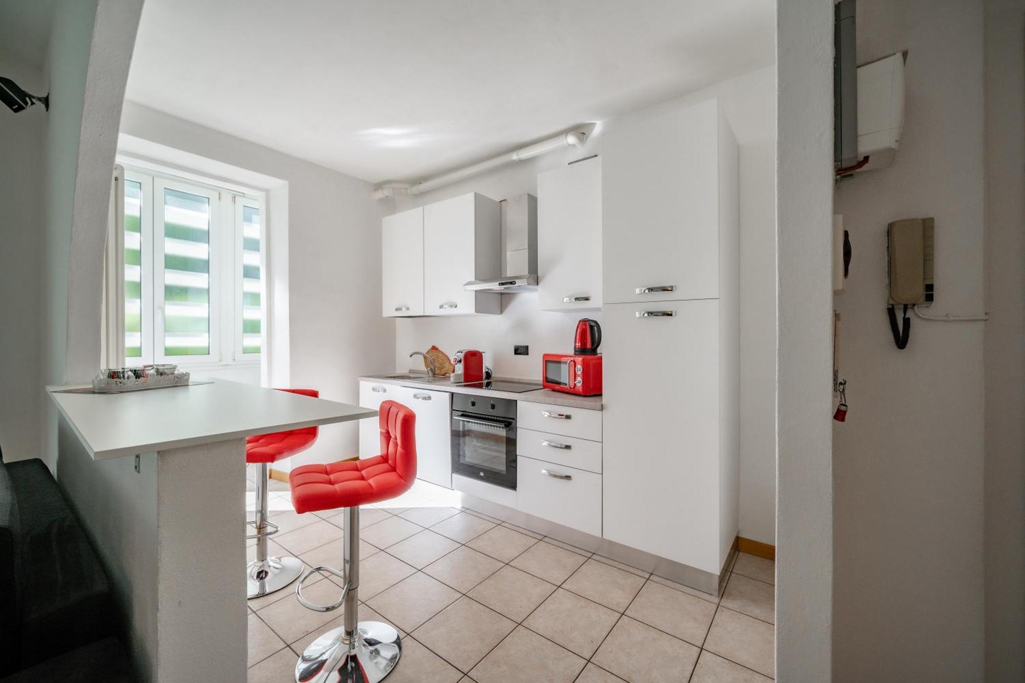 Dolce Teresa Apartment Мандельо дел Ларио Екстериор снимка